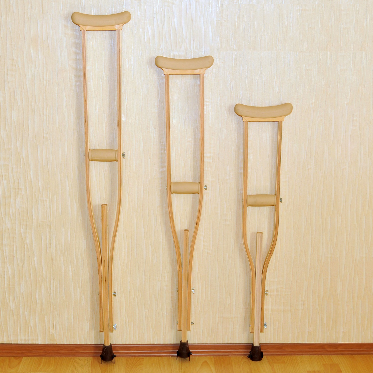 фото Костыли подмышечные деревянные 02-КИ с УПС взрослые от АО Липецкмедтехника